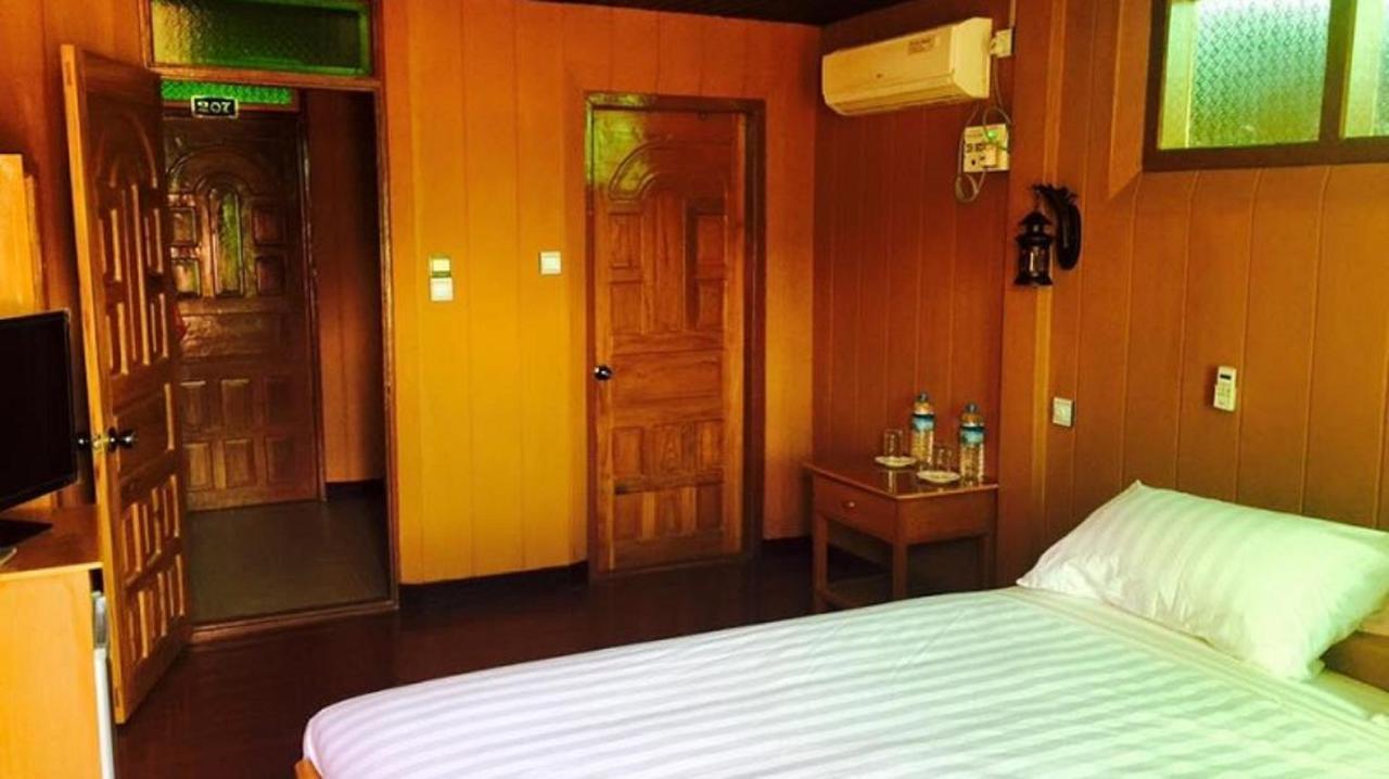 Golden Fish Motel Nyaung Shwe Zewnętrze zdjęcie